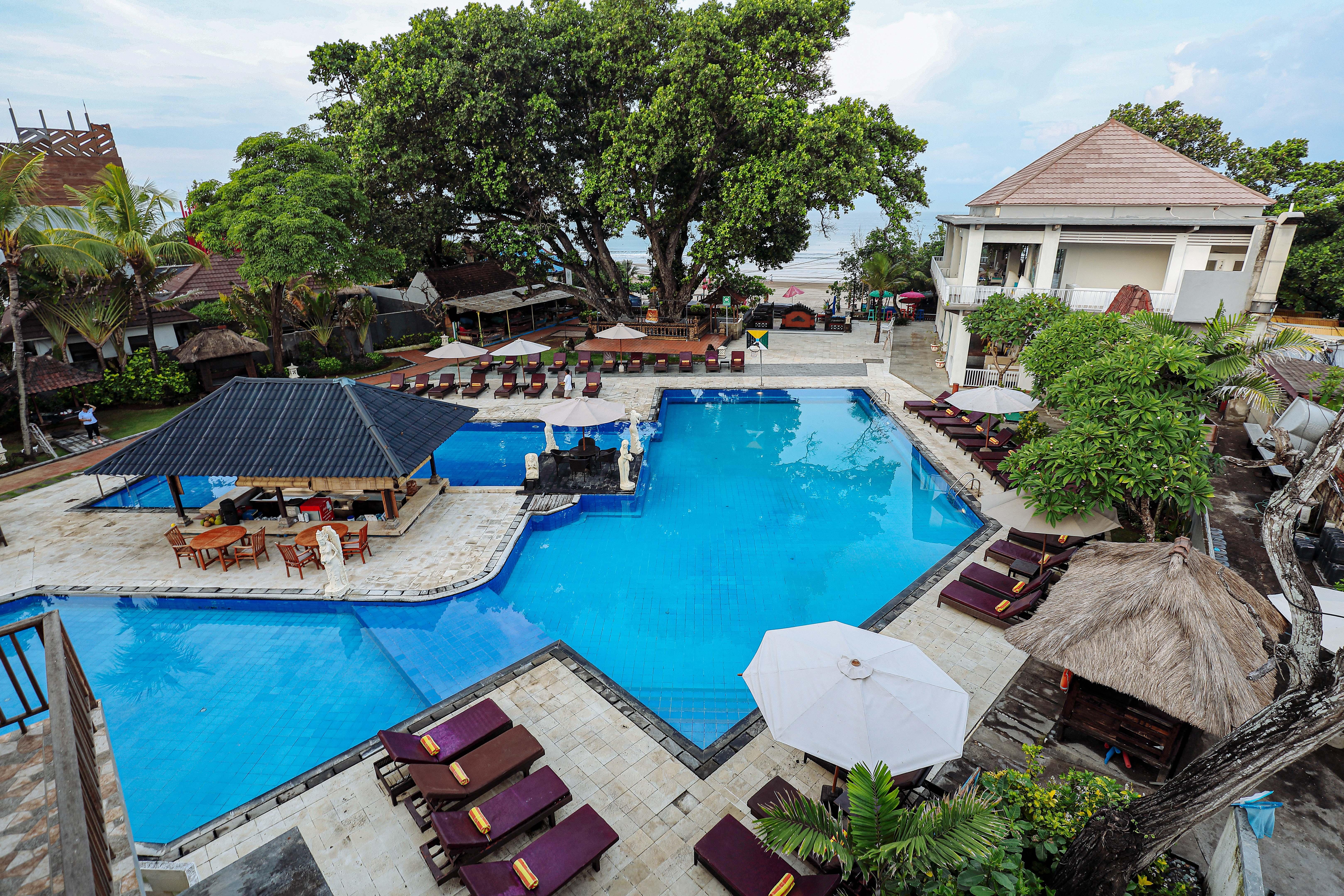 Puri Saron Hotel Seminyak Ngoại thất bức ảnh