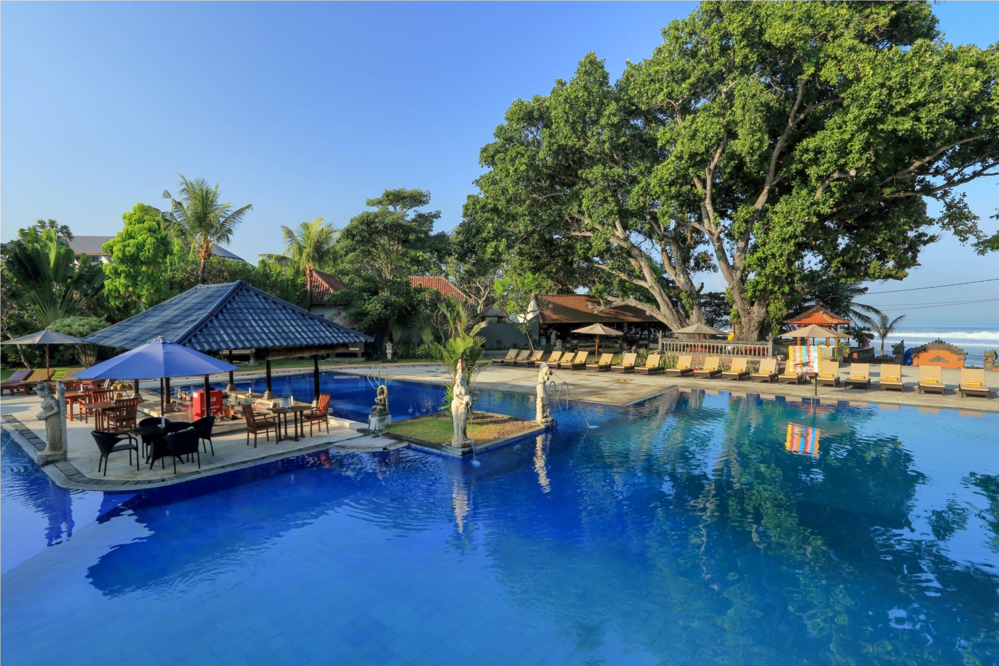 Puri Saron Hotel Seminyak Ngoại thất bức ảnh