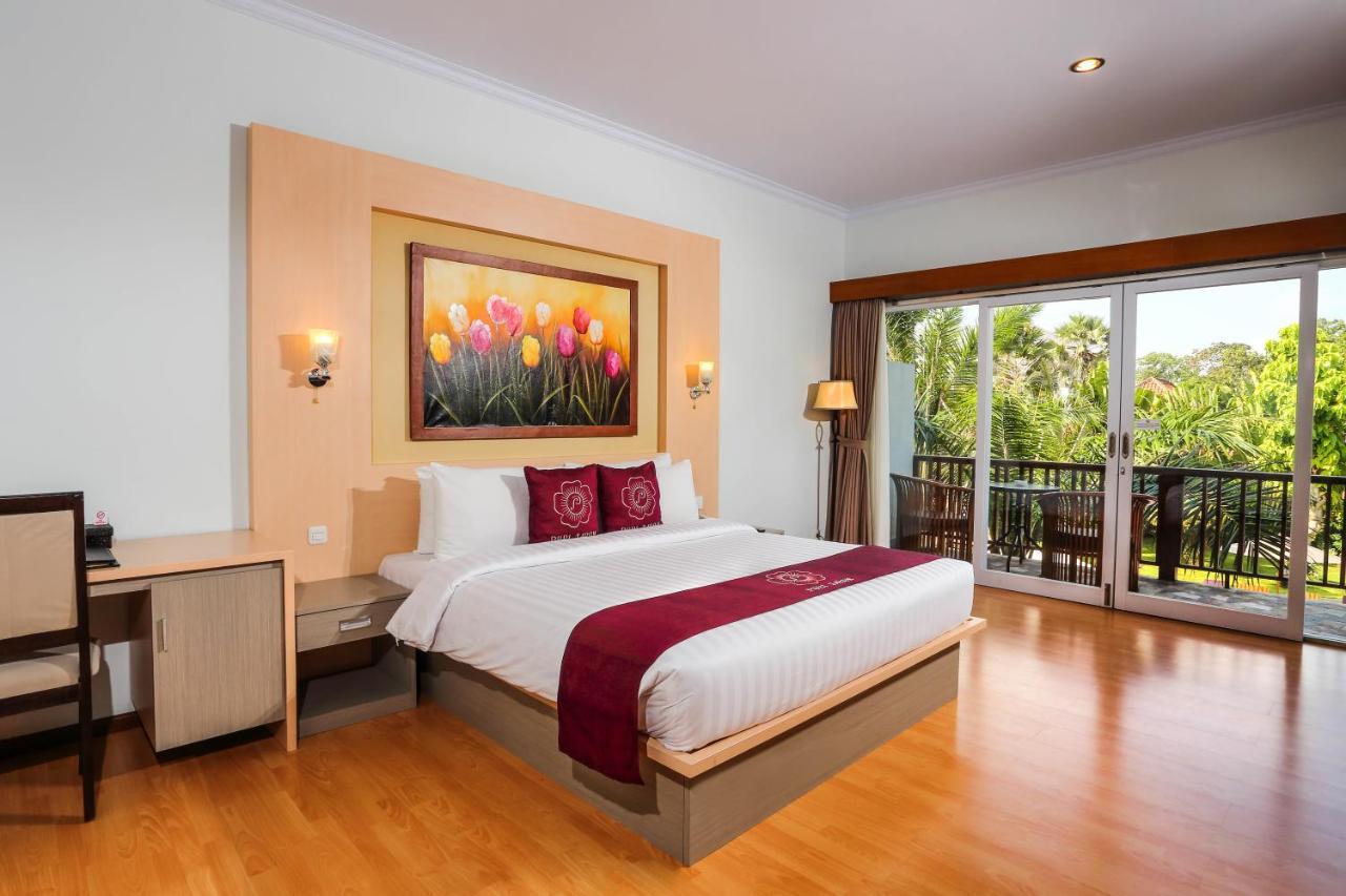 Puri Saron Hotel Seminyak Ngoại thất bức ảnh